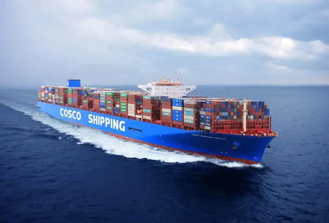 筑牢國(guó)內(nèi)大循環(huán)的海上動(dòng)脈：中遠(yuǎn)?？爻掷m(xù)夯實(shí)內(nèi)貿(mào)集裝箱海運(yùn)實(shí)力